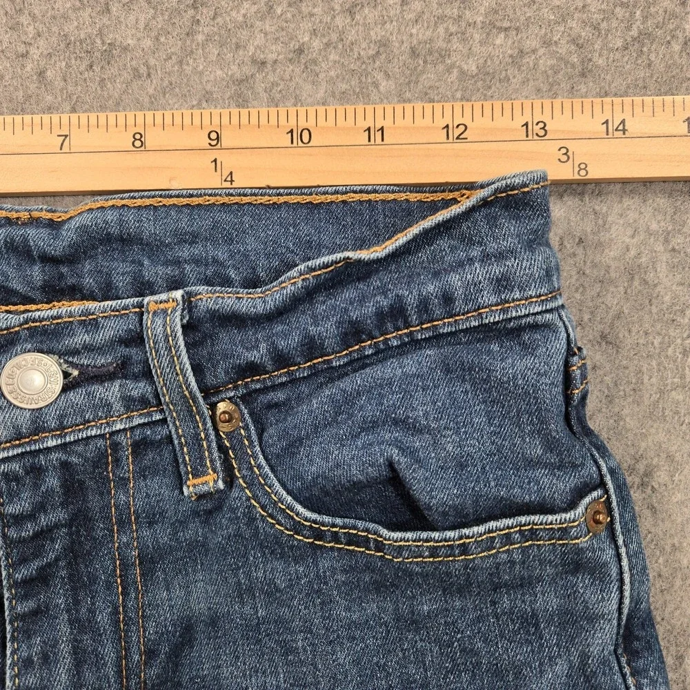 Levis 511 Jeans Mens 28x30 (tag 28x32) Blue Medium Wash Slim Taper Denim
